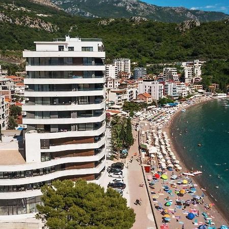 La Fiaba Rafailovici Apartment Ngoại thất bức ảnh